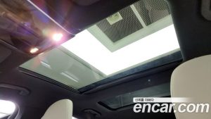 Mercedes-Benz C-Class C300 4MATIC Avantgarde 2024 года из Южной Кореи