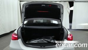 Mercedes-Benz C-Class C300 4MATIC Avantgarde 2024 года из Южной Кореи