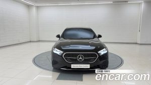 Mercedes-Benz E-Class E200 Avantgarde 2025 года из Южной Кореи