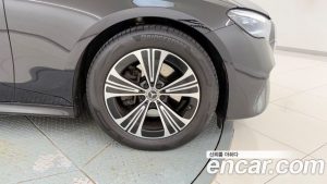 Mercedes-Benz E-Class E200 Avantgarde 2025 года из Южной Кореи