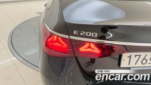 Mercedes-Benz E-Class E200 Avantgarde 2025 года из Южной Кореи
