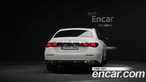 Mercedes-Benz E-Class E300 4MATIC Exclusive 2025 года из Южной Кореи