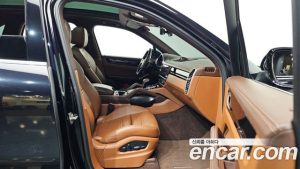 Porsche Cayenne 3.0 2022 года из Южной Кореи