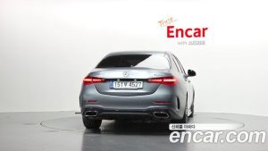 Mercedes-Benz C-Class C300 4MATIC AMG Line 2023 года из Южной Кореи