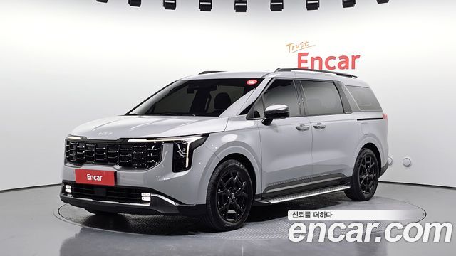 Kia Canival 9-Seater Gravity 2024 года из Кореи