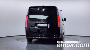 Hyundai Staria 4WD Lounge 7-Seater 2025 года из Южной Кореи
