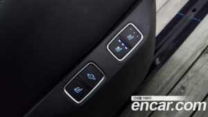 Hyundai Staria 4WD Lounge 7-Seater 2025 года из Южной Кореи