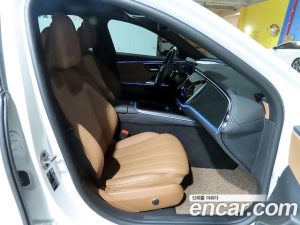 Mercedes-Benz E-Class E200 Avantgarde 2024 года из Южной Кореи