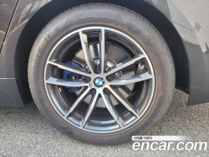 BMW 5-Series 520i M Sport 2023 года из Южной Кореи