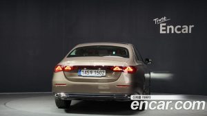 Mercedes-Benz E-Class E200 Avantgarde 2025 года из Южной Кореи