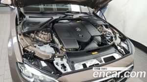 Mercedes-Benz E-Class E200 Avantgarde 2025 года из Южной Кореи