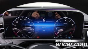 Mercedes-Benz E-Class E200 Avantgarde 2025 года из Южной Кореи