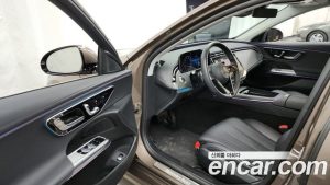 Mercedes-Benz E-Class E200 Avantgarde 2025 года из Южной Кореи