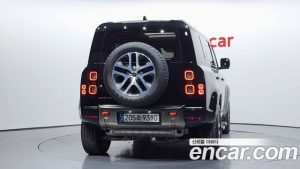 Land Rover Defender 110 P400 X 2024 года из Южной Кореи