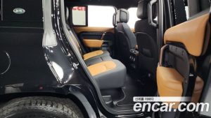 Land Rover Defender 110 P400 X 2024 года из Южной Кореи