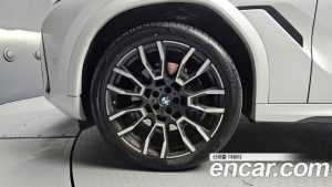 BMW X6 xDrive40i M Sport 2025 года из Южной Кореи