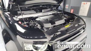 Land Rover Defender 90 P400 X 2024 года из Южной Кореи
