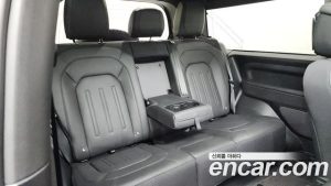 Land Rover Defender 90 P400 X 2024 года из Южной Кореи