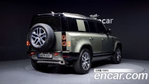 Land Rover Defender 110 P400 X 2024 года из Южной Кореи