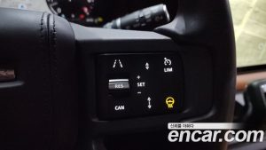 Land Rover Defender 110 P400 X 2024 года из Южной Кореи