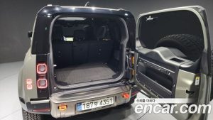 Land Rover Defender 110 P400 X 2024 года из Южной Кореи
