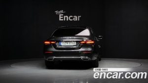 Mercedes-Benz E-Class E250 Avantgarde 2023 года из Южной Кореи