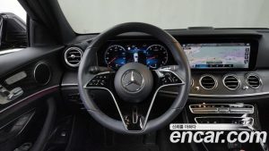 Mercedes-Benz E-Class E250 Avantgarde 2023 года из Южной Кореи