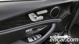 Mercedes-Benz E-Class E250 Avantgarde 2023 года из Южной Кореи
