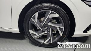 Hyundai AVANTE Inspiration 2025 года из Южной Кореи