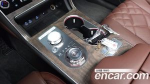 Genesis GV80 2.5T Бензин AWD 2024 года из Южной Кореи