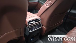 Genesis GV80 2.5T Бензин AWD 2024 года из Южной Кореи