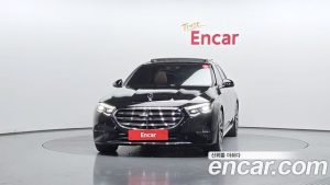 Mercedes-Benz E-Class E300 4MATIC Exclusive 2024 года из Южной Кореи