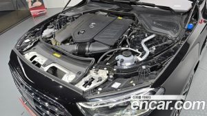 Mercedes-Benz E-Class E300 4MATIC Exclusive 2024 года из Южной Кореи