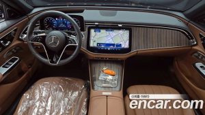 Mercedes-Benz E-Class E300 4MATIC Exclusive 2024 года из Южной Кореи