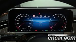 Mercedes-Benz E-Class E300 4MATIC Exclusive 2024 года из Южной Кореи