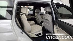 BMW X7 xDrive 40d Design Pure Excellence 6 2023 года из Южной Кореи