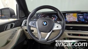BMW X7 xDrive 40d Design Pure Excellence 6 2023 года из Южной Кореи