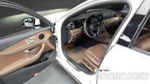 Mercedes-Benz E-Class E250 Exclusive 2023 года из Южной Кореи