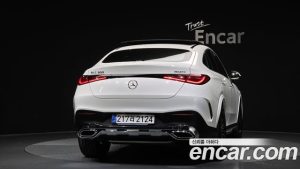 Mercedes-Benz GLC-Class GLC300 4MATIC AMG Line 2025 года из Южной Кореи