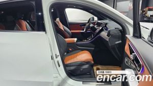 Mercedes-Benz GLC-Class GLC300 4MATIC AMG Line 2025 года из Южной Кореи