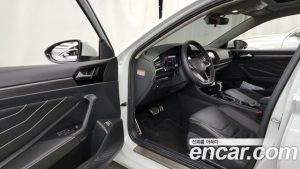 Volkswagen Jetta 1.5 TSI Prestige 2023 года из Южной Кореи