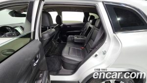 Renault-KoreaSamsung QM6 2.0 GDe LE Signature 2WD 2023 года из Южной Кореи