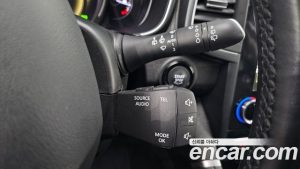 Renault-KoreaSamsung QM6 2.0 GDe LE Signature 2WD 2023 года из Южной Кореи