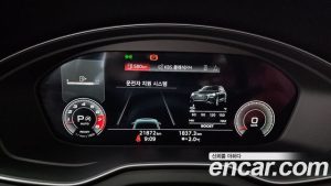 Audi SQ5 3.0 TFSI 4WD Sportback 2023 года из Южной Кореи