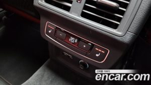 Audi SQ5 3.0 TFSI 4WD Sportback 2023 года из Южной Кореи