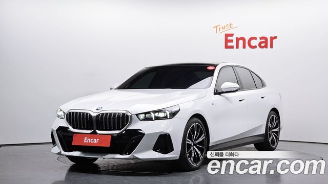BMW 5-Series 530i xDrive M Sport 2024 года из Кореи