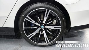 BMW 5-Series 530i xDrive M Sport 2024 года из Южной Кореи