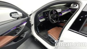 BMW 5-Series 530i xDrive M Sport 2024 года из Южной Кореи