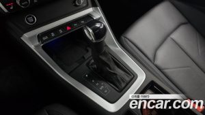 Audi Q3 35 TDI Premium 2023 года из Южной Кореи