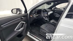Audi Q3 35 TDI Premium 2023 года из Южной Кореи